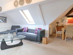 Living area - Dragon's Den, Chester (Chester)