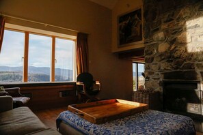 Interior - Ty Uchaf, Eglwysbach (Colwyn Bay)