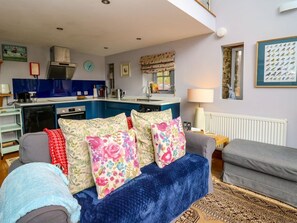Fireplace - The Barn at Glanoer, Hundred House (Llandrindod Wells)