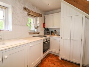 Private kitchen - The Studio, Parwich - Cozy Retreat (Ashbourne)