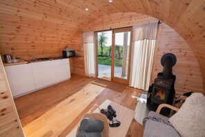 Interior - Glamping Pod 5 Shelter, 1 bed. (Scarborough)