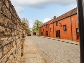 Exterior - The Imp's Pad, Lincoln (Lincoln)