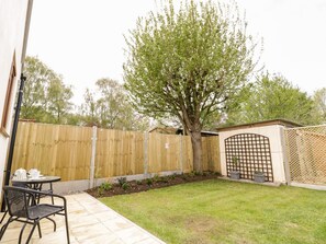 Outdoor dining - Meadow Cottage, Broadway (Broadway)