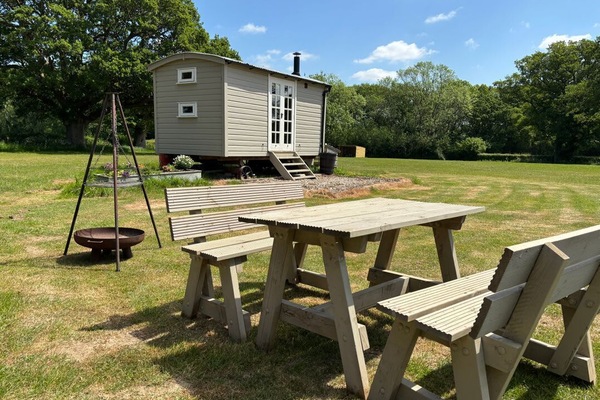 Shepherds Hut 2