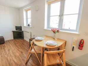 Dining - The Moorings, Isle Of Whithorn (Newton Stewart)