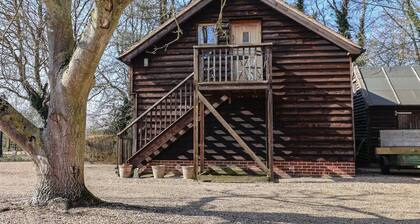 Woodland Retreat Lodge, Laxfield