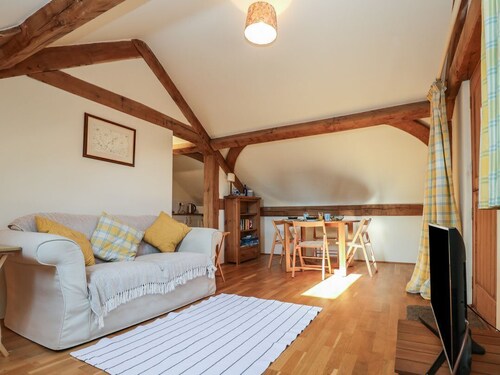 Woodland Retreat Lodge, Laxfield