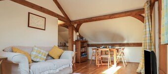 Woodland Retreat Lodge, Laxfield