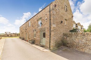 Exterior - The Rumblings 3, Barlow (Dronfield)