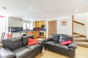 Living area - The Rumblings 3, Barlow (Dronfield)