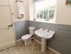 Shower - Old Workhouse Cottage, Stanhope (Bishop Auckland)