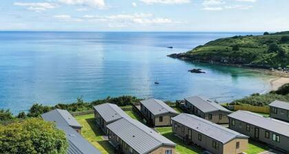 T/B Lodge 73 at Riviera Bay Retreat
