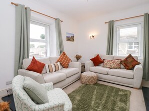 Living area - 3 Nixon Terrace, Cumbria 2 bed (Maryport)