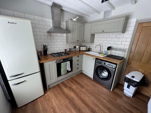 18 The Wharfage, Ironbridge