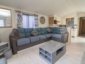 Living area - Carvan Cp10 (Prestatyn)