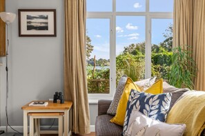 Living area - Seascape, Kingsand, Cornwall (Torpoint)