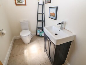 Shower - Larch House, Appleby-In-Westmorland (Penrith)