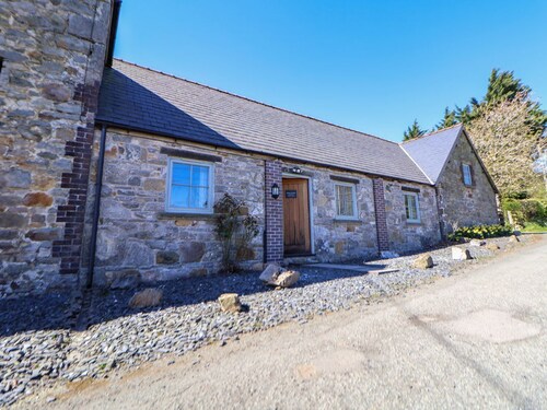 Walnut Cottage, Halkyn