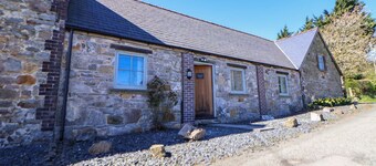Walnut Cottage, Halkyn