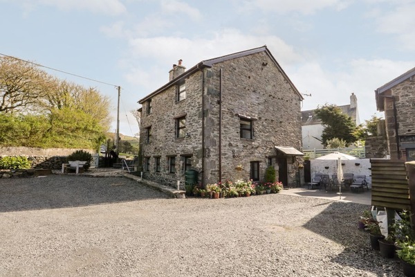 Raceside Cottage