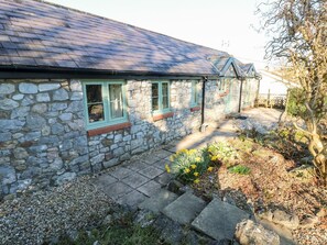 Property grounds - Charming Old Dairy in Scurlage (Swansea)