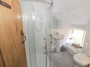 Shower - Bear's Cottage - A Cozy Retreat (Bretforton)