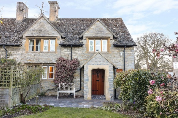 Bear's Cottage