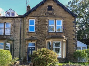 Exterior - 27 Calton terrace, Skipton (Skipton)