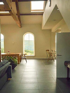 Fireplace - Capel Dinorwig, Llanberis (Caernarfon)