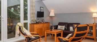 5 Lakeview Rise in Highampton.