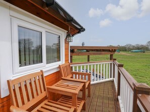 Property grounds - Dragonfly Retreat, King's Lynn (King's Lynn)