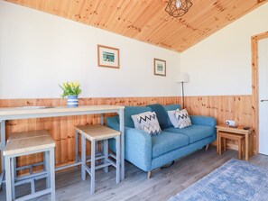 Living area - 194 Atlantic Bays, St Merryn (Padstow)