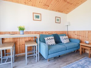 Living area - 194 Atlantic Bays, St Merryn (Padstow)