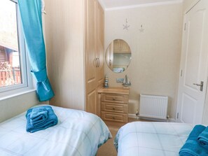 Room - Heddwch, Wisemans Bridge (Stepaside)