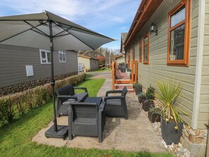 Terrace/patio - Heddwch, Wisemans Bridge (Stepaside)