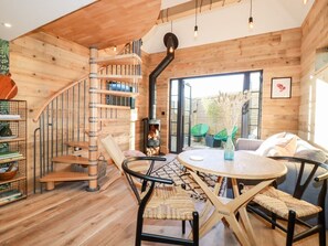 Interior - Little Beach Cabin in Crantock (Newquay)