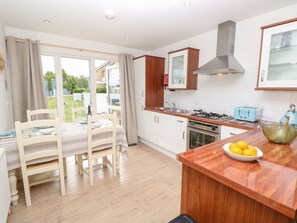 Private kitchen - Plimoth N8, Yarmouth (Yarmouth)