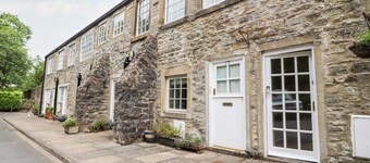 9 Riverside Walk, Gargrave