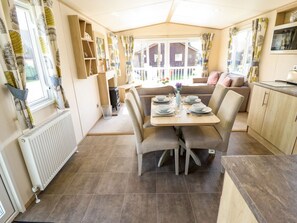 Dining - The Meadows 45 in Tattershall. (Lincoln)