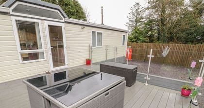 Banadlen Lodge, Benllech