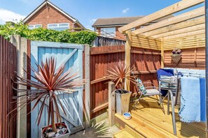 Outdoor dining - Sea Breezes, Pakefield (Lowestoft)