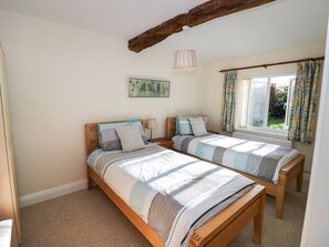 Room - THE HIDEAWAY, romantic, in Eckington (Pershore)