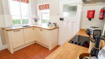 Dishwasher, highchair