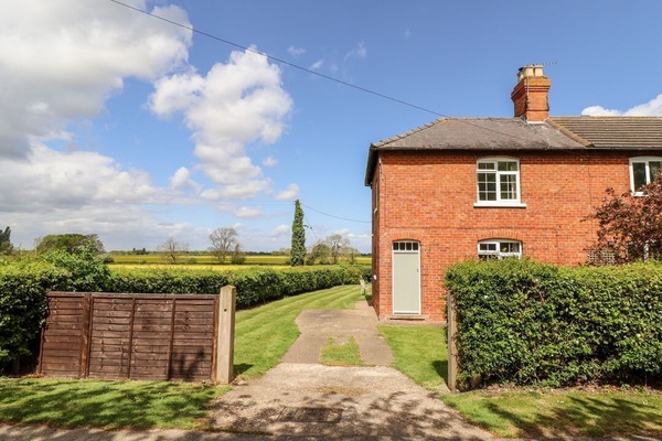 East Farm Cottage