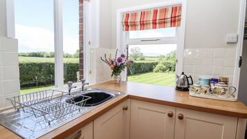 Dishwasher, highchair