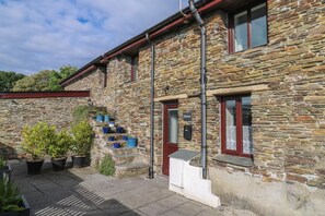 Exterior - Ebrenn near Tintagel, Cornwall (Tintagel)