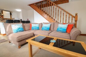 Living area - Ebrenn near Tintagel, Cornwall (Tintagel)