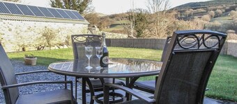 Y Bwythyn at Henfaes, Rhydymain