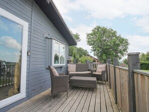 Terrace/patio - Wayside Lodge in Aston On Clun (Craven Arms)