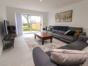 Living area - Pear Tree Cottage in Goosnargh (Preston)